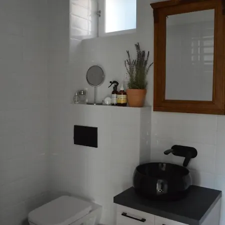 Kiskilenc Vendeghaz Lägenhet Szarvaskő