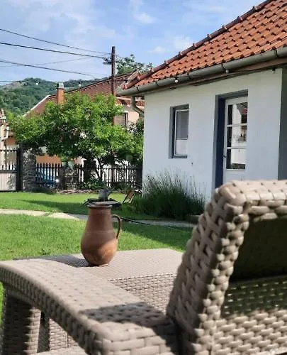 Апартаменты Kiskilenc Vendeghaz *