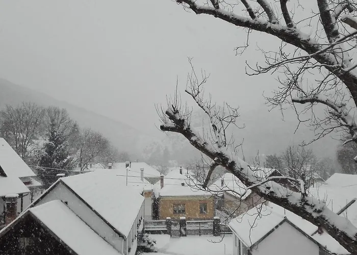 Kiskilenc Vendeghaz Daire Szarvaskő